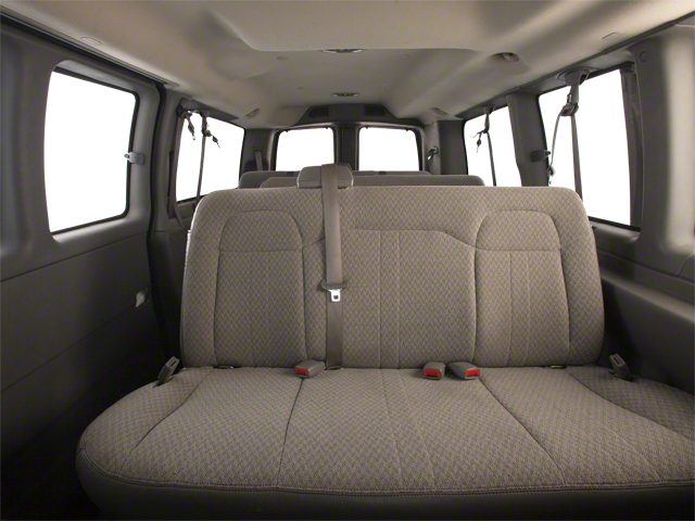 2011 Chevrolet Express Passenger 3500 1LT