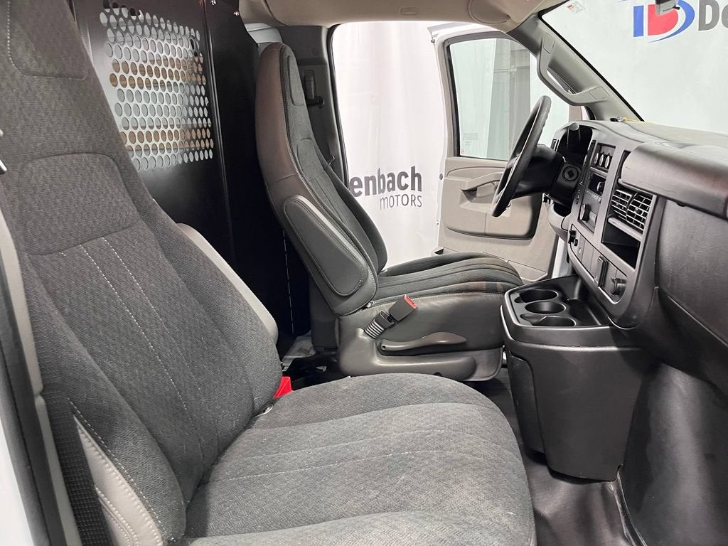 2024 Chevrolet Express Cargo 2500 WT