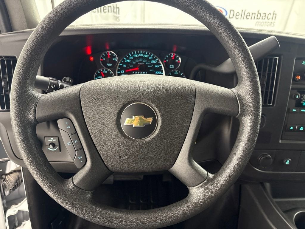2024 Chevrolet Express Cargo 2500 WT