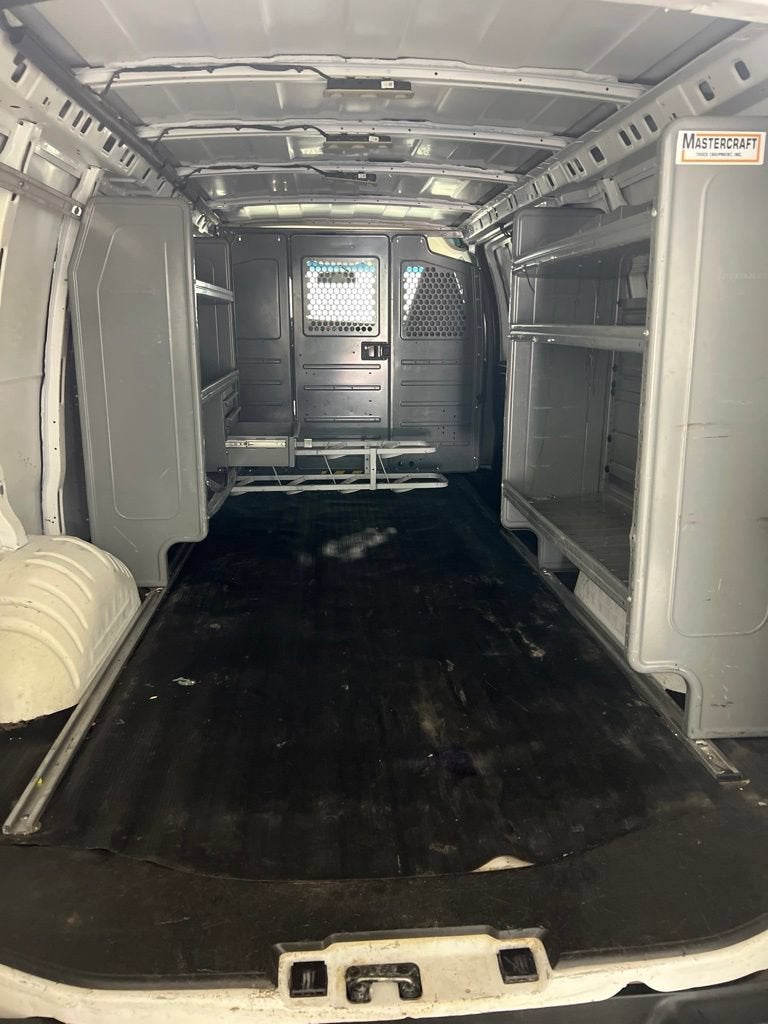 2023 Chevrolet Express Cargo 3500 WT