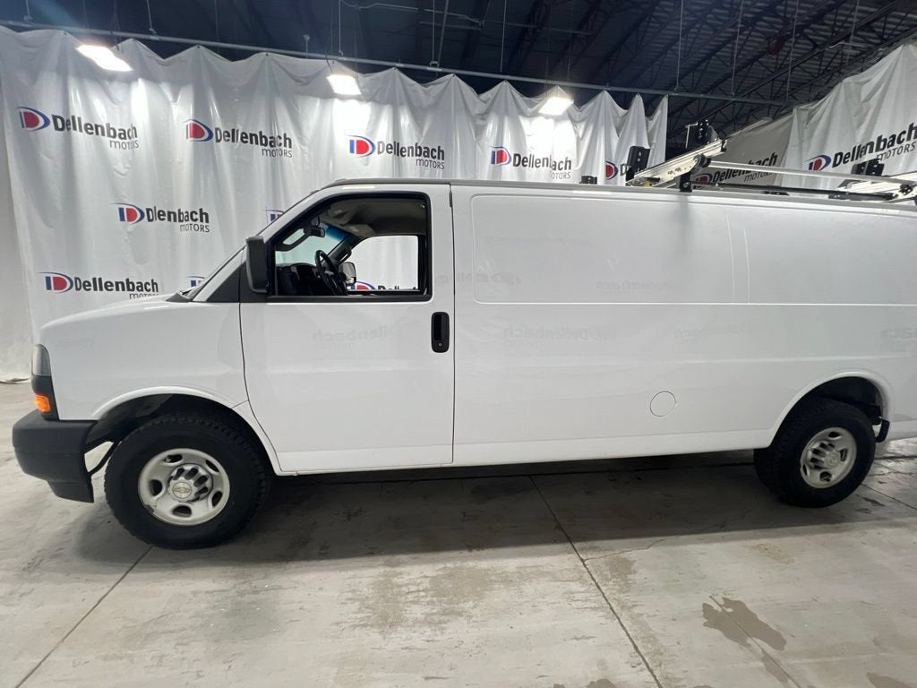 2023 Chevrolet Express Cargo 3500 WT