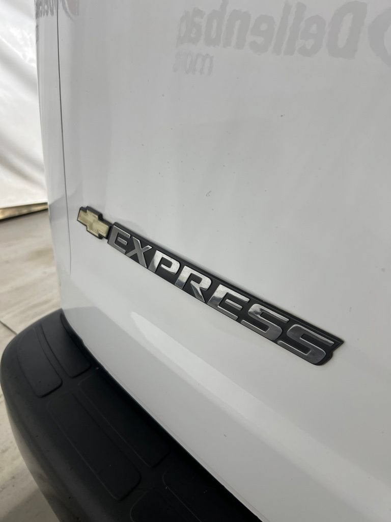 2023 Chevrolet Express Cargo 3500 WT
