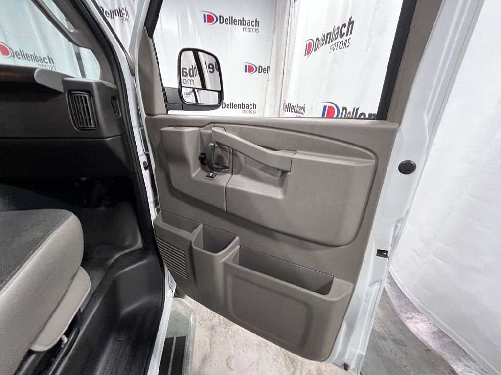 2024 GMC Savana Cargo 2500 Work Van