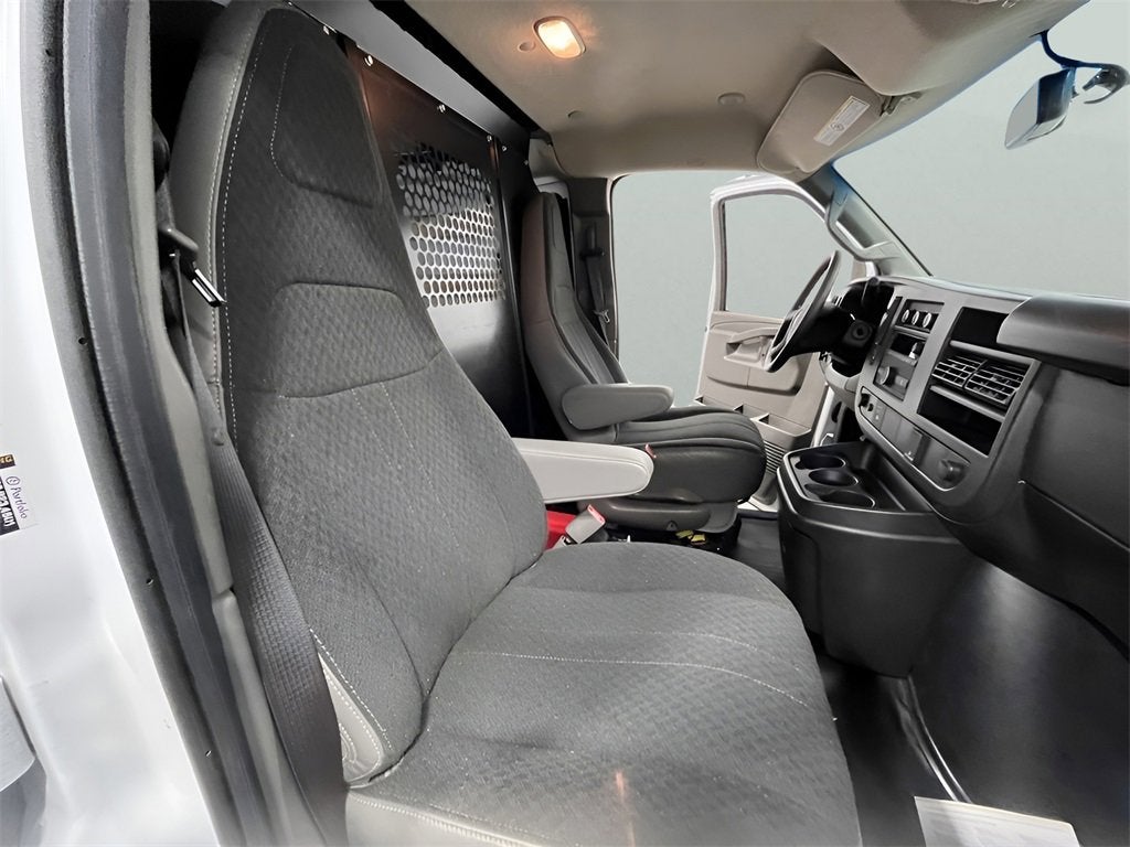 2023 GMC Savana Cargo 2500 Work Van