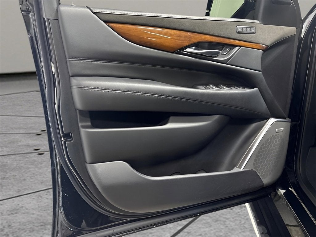 2018 Cadillac Escalade Premium Luxury