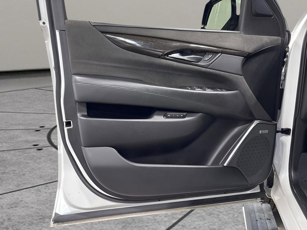 2016 Cadillac Escalade ESV Platinum