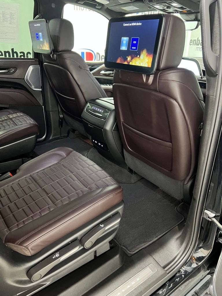 2023 Cadillac Escalade ESV Sport Platinum