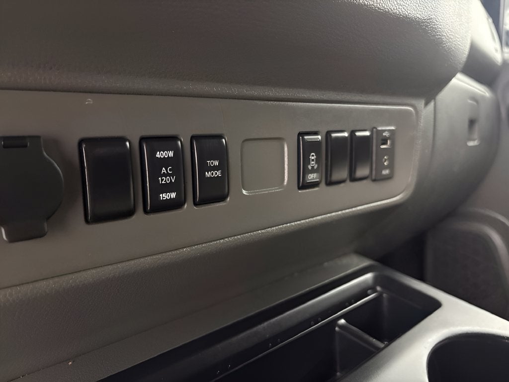 2021 Nissan NV Cargo NV2500 HD SV High Roof V8