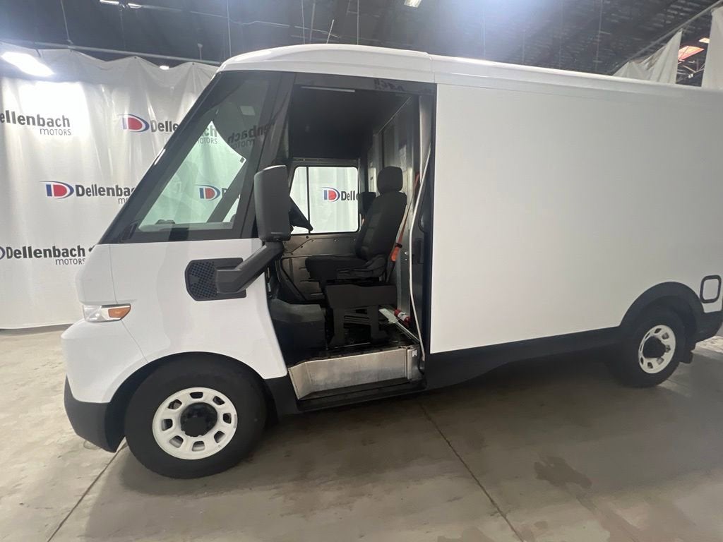 2024 BrightDrop Zevo 400 EJY