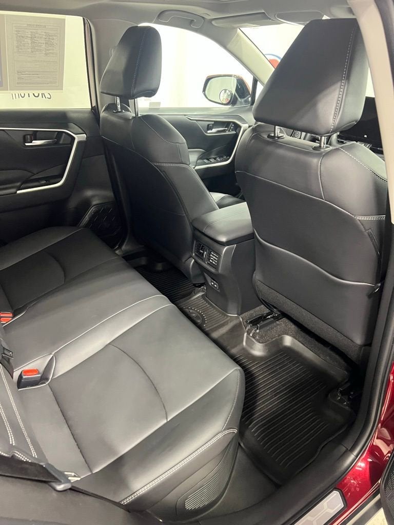 2024 Toyota RAV4 Hybrid XLE Premium