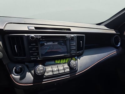 2017 Toyota RAV4 SE