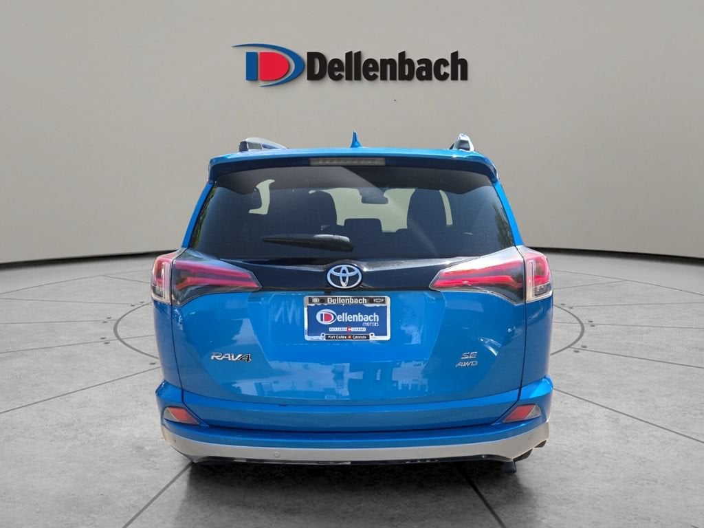 2017 Toyota RAV4 SE