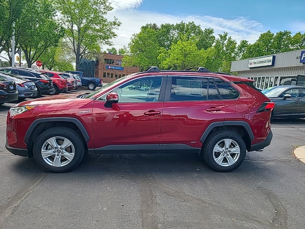 2020 Toyota RAV4 Hybrid XLE