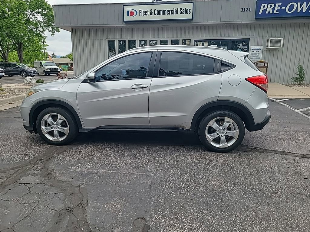 2016 Honda HR-V EX-L Navi AWD's photo