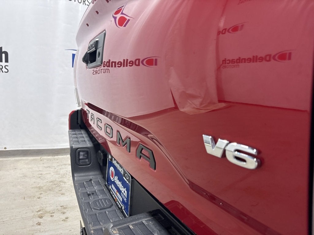 2021 Toyota Tacoma 4WD SR