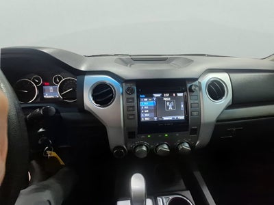 2017 Toyota Tundra SR5 5.7L V8
