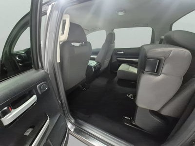 2017 Toyota Tundra SR5 5.7L V8