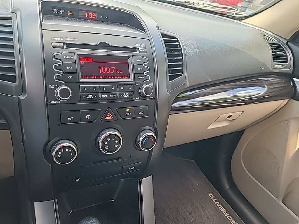 2011 Kia Sorento LX