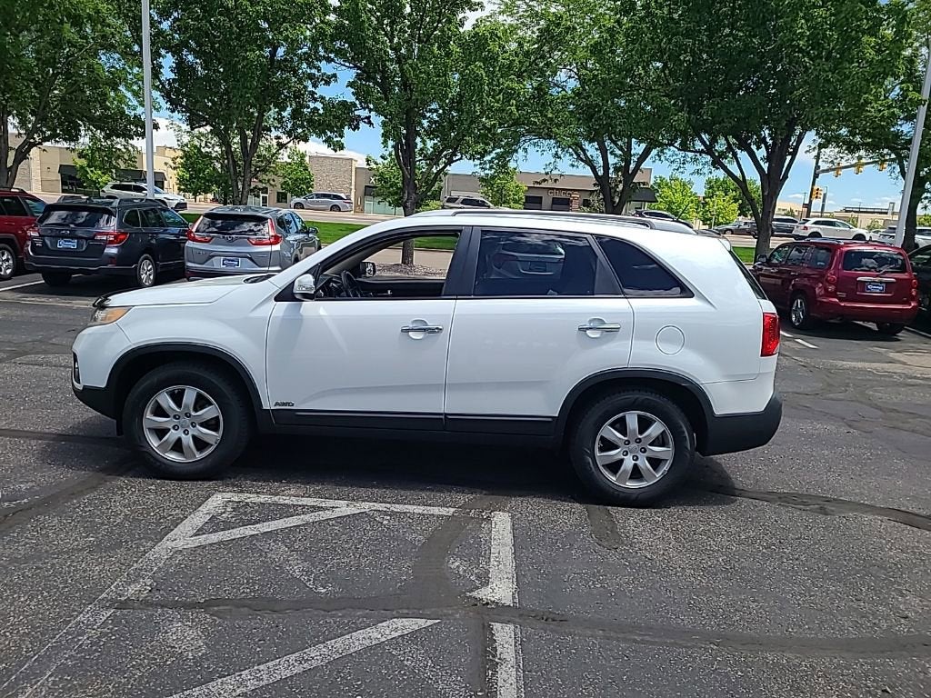 2011 Kia Sorento LX