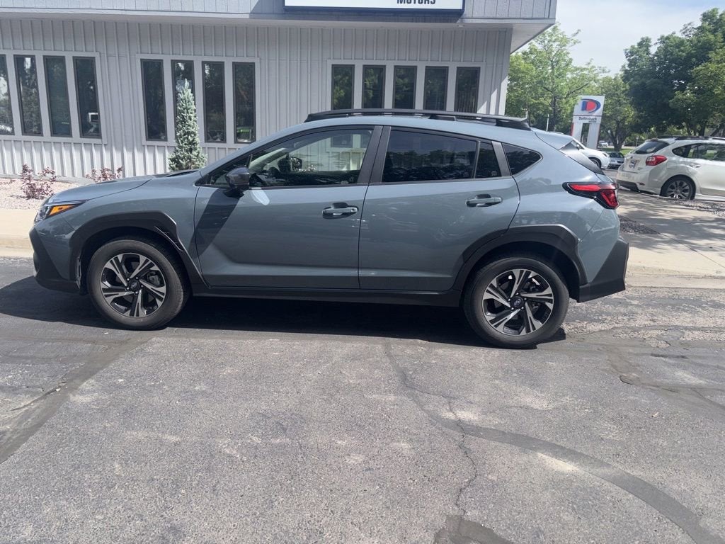 2024 Subaru Crosstrek Premium CVT's photo