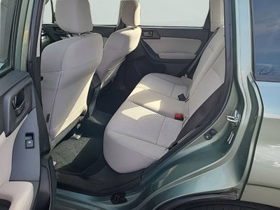 2015 Subaru Forester 2.5i