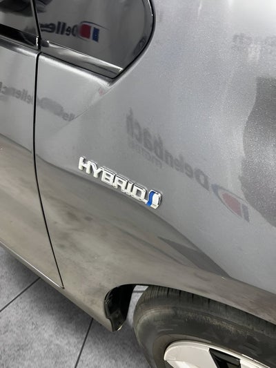2018 Toyota Prius Three