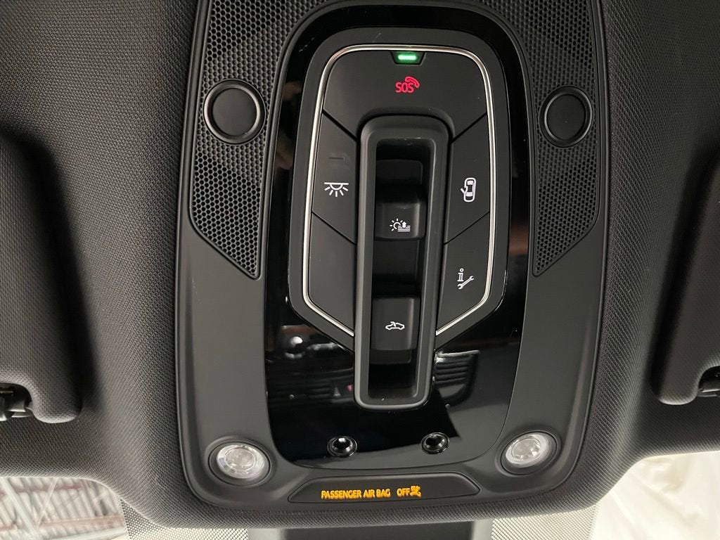 2022 Audi Q5 S line Premium