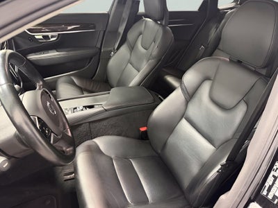 2017 Volvo S90 T6 Momentum