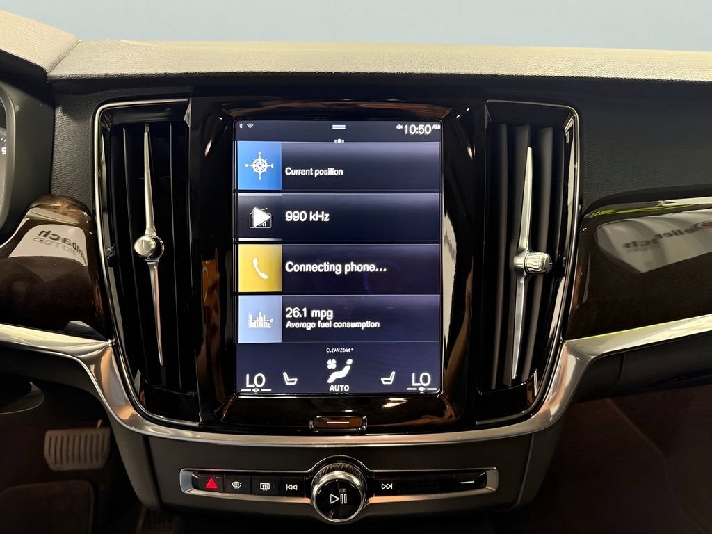 2017 Volvo S90 T6 Momentum