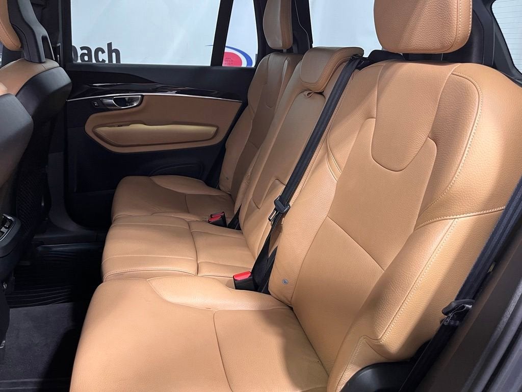 2018 Volvo XC90 Momentum
