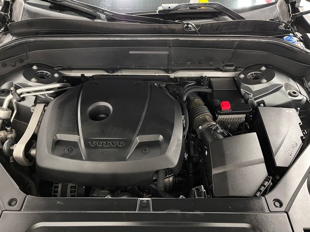 2018 Volvo XC90 Momentum